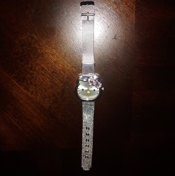 Hello Kitty Themed Watch - Picture 2 of 2